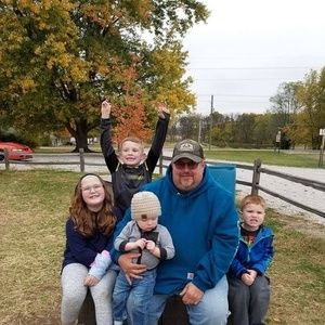 Meet your Posher, Chuck